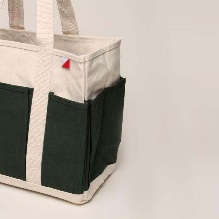 Pocket Carrying Tote